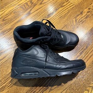 Nike Air Max 90 “Triple Black” – Men’s Size 11.5 (US) / 45.5 (EU)